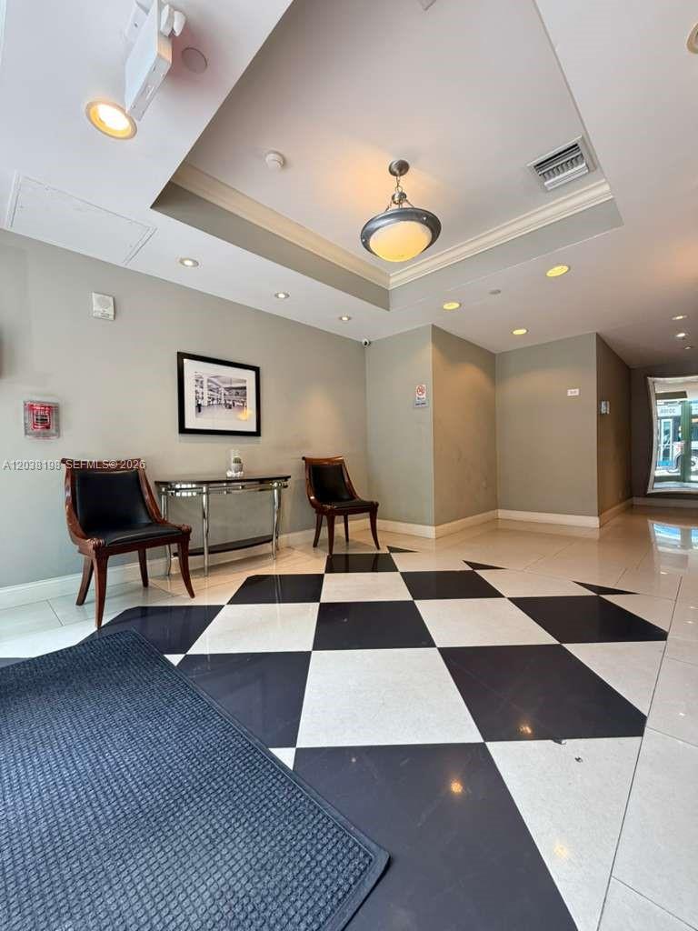 111 E Flagler St # 806