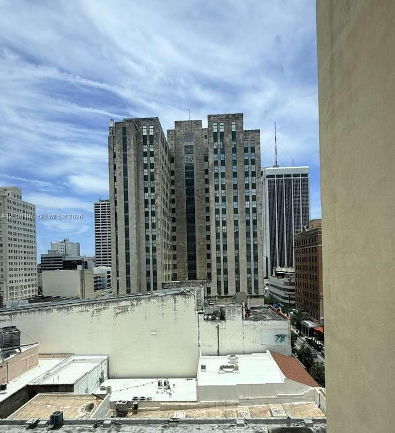 111 E Flagler St # 806