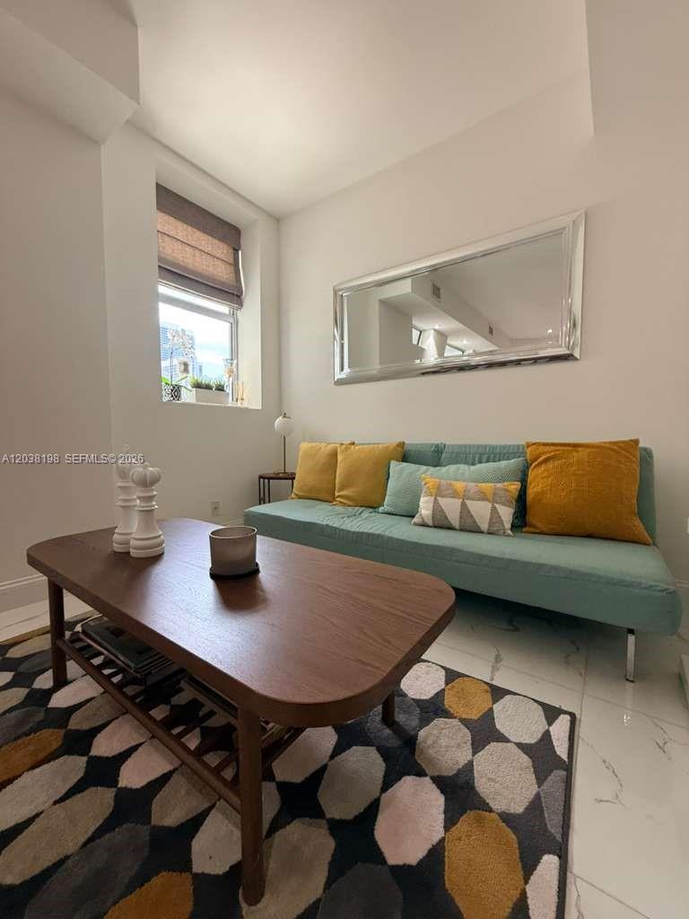 111 E Flagler St # 806