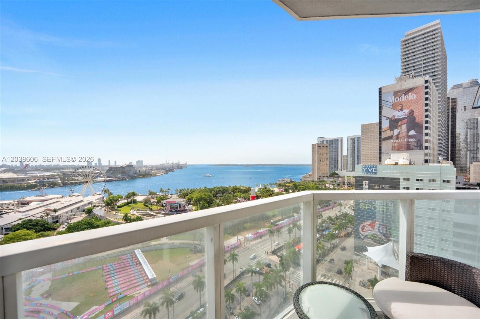 244 Biscayne Blvd # 1803