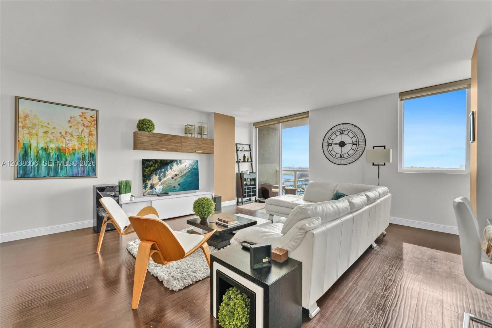 244 Biscayne Blvd # 1803