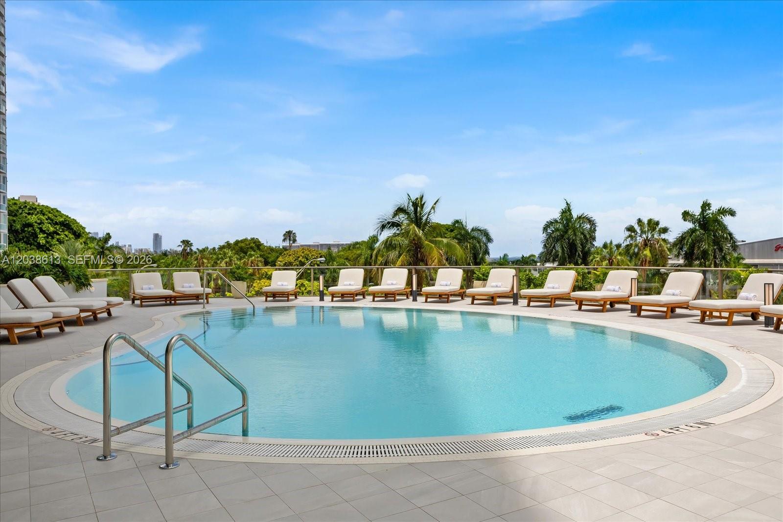 2655 S Bayshore Dr # 1606