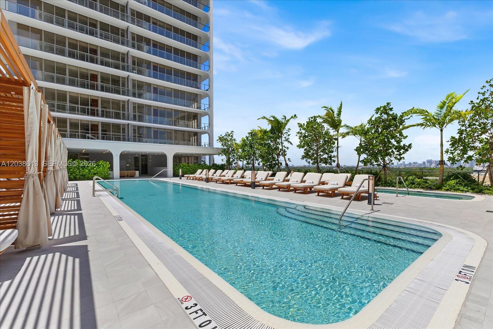 2655 S Bayshore Dr # 1606