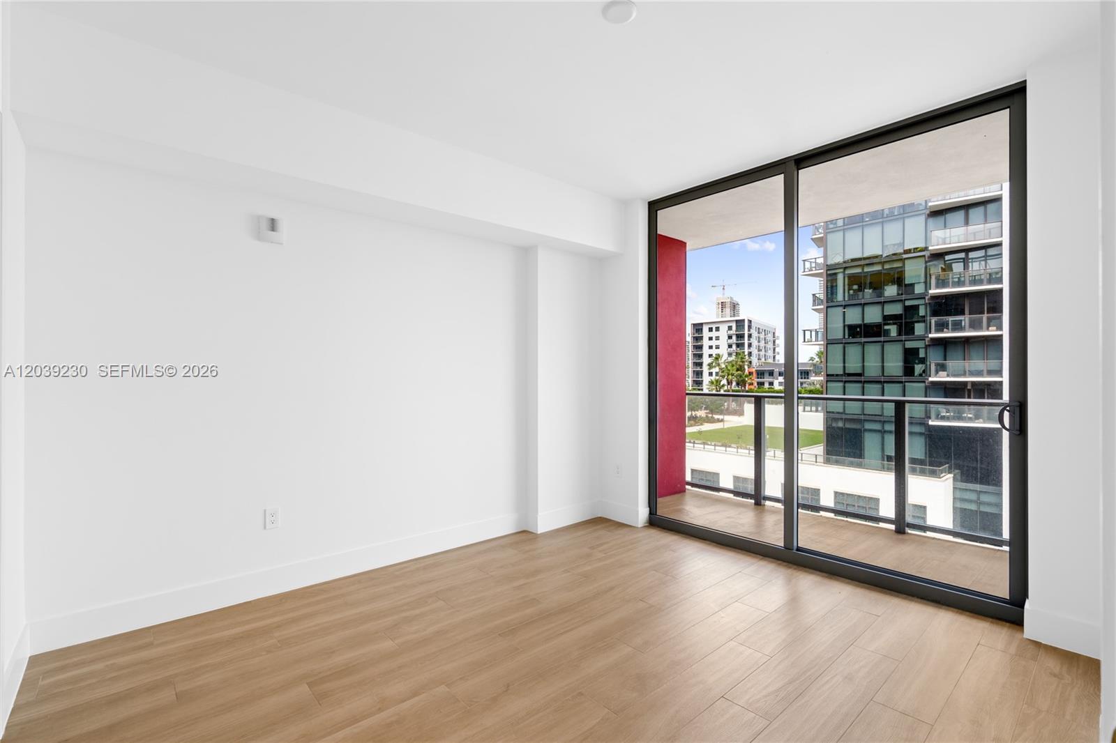 90 NE 32nd St # 1009