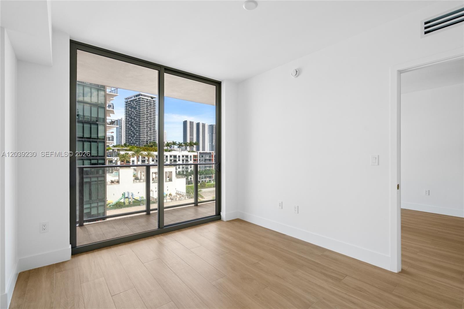 90 NE 32nd St # 1009