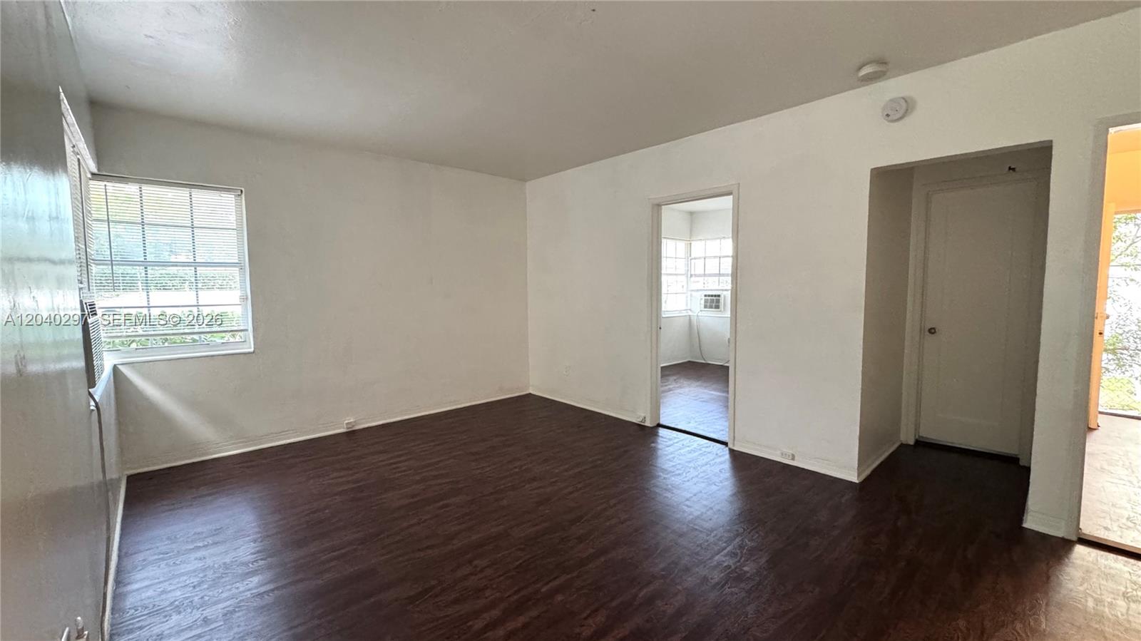 4410 NE 2nd Ave # 4410