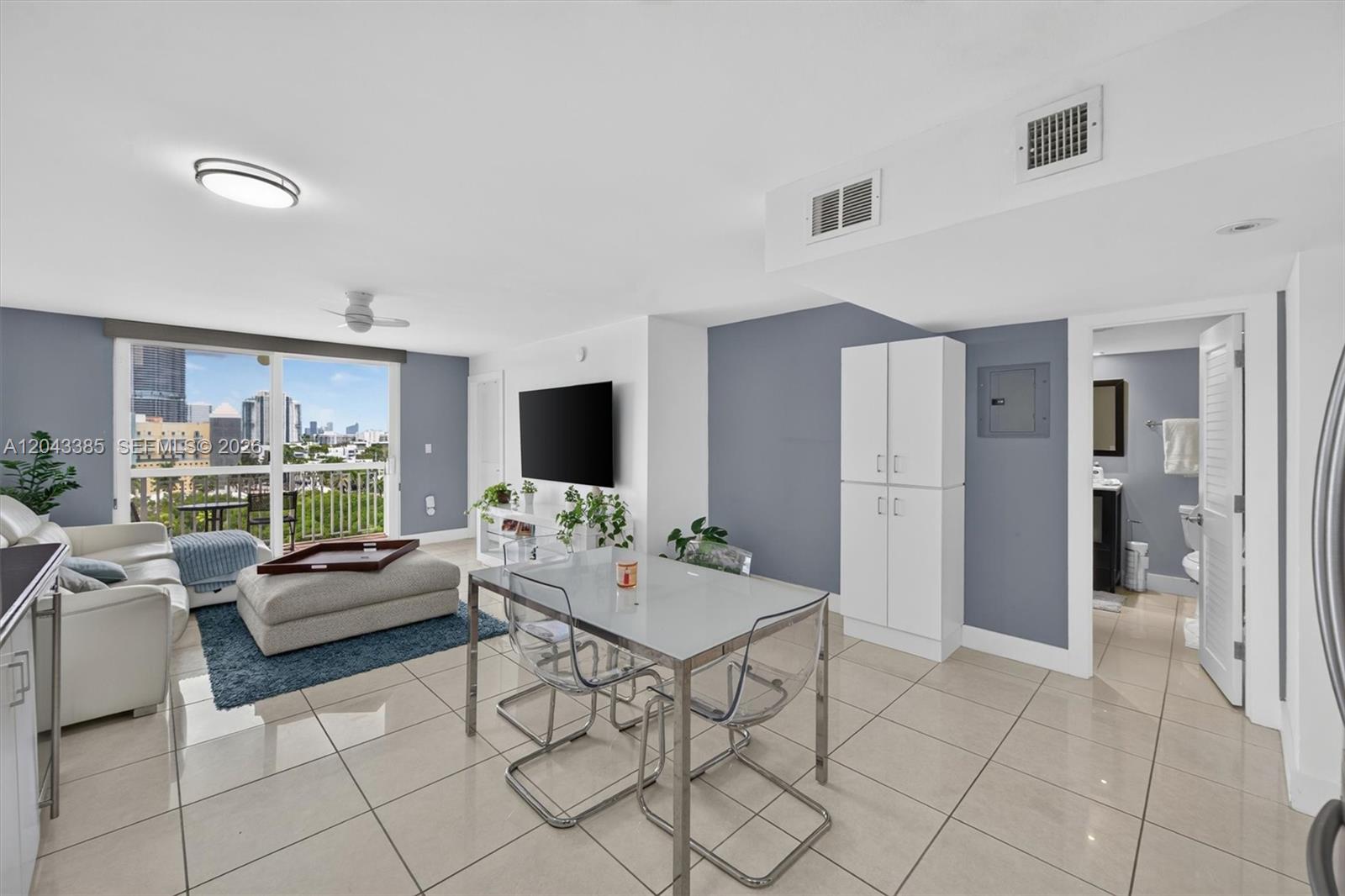 401 Ocean Dr # 1001