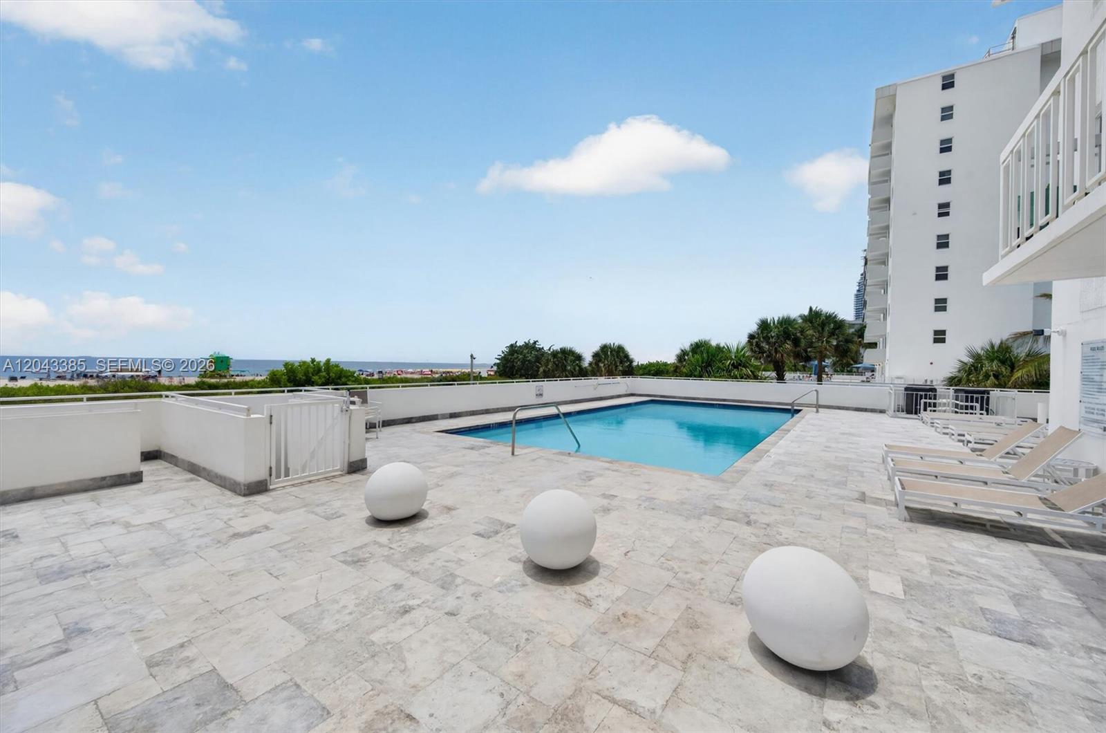 401 Ocean Dr # 1001