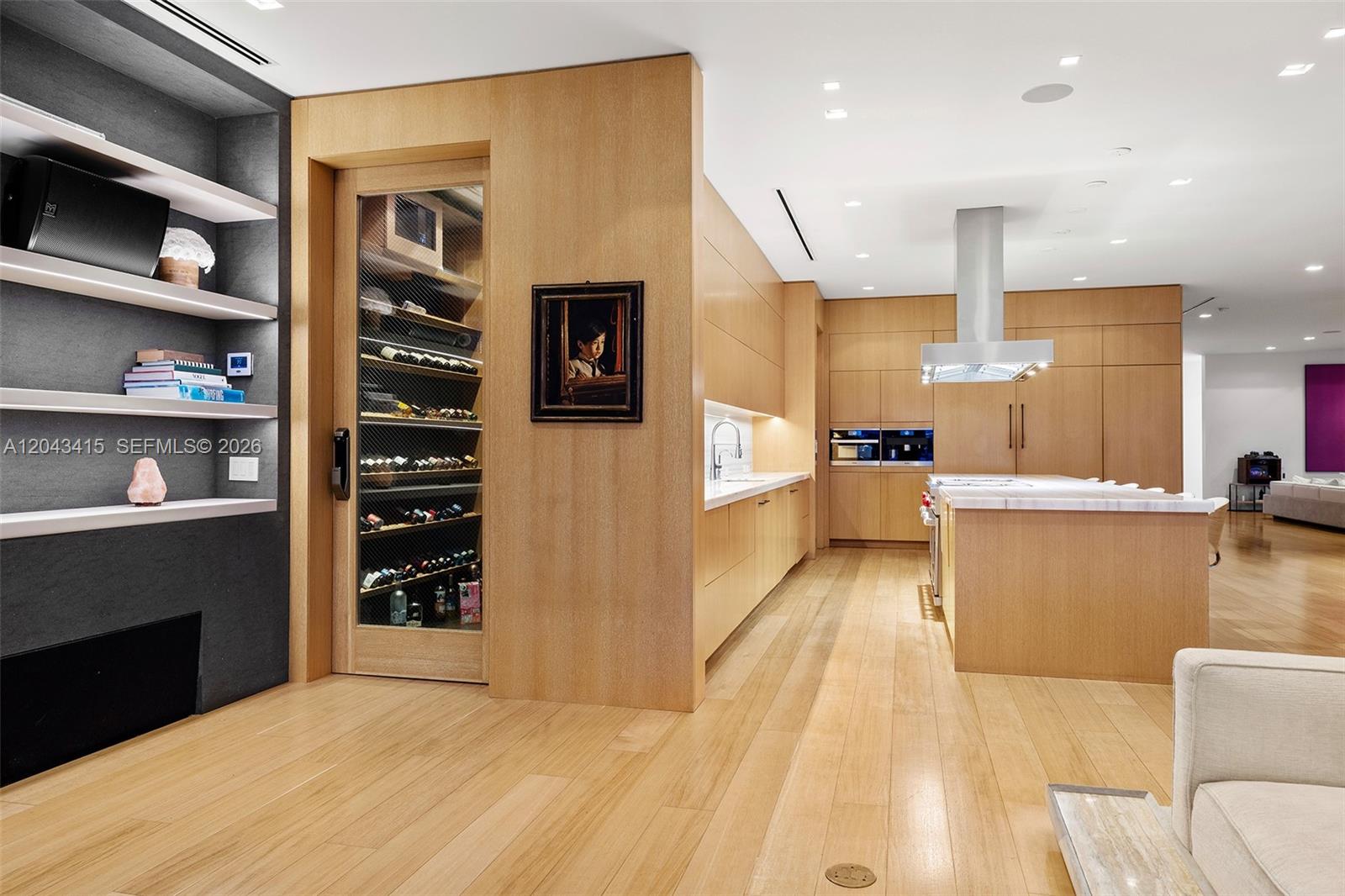 126 W San Marino Dr