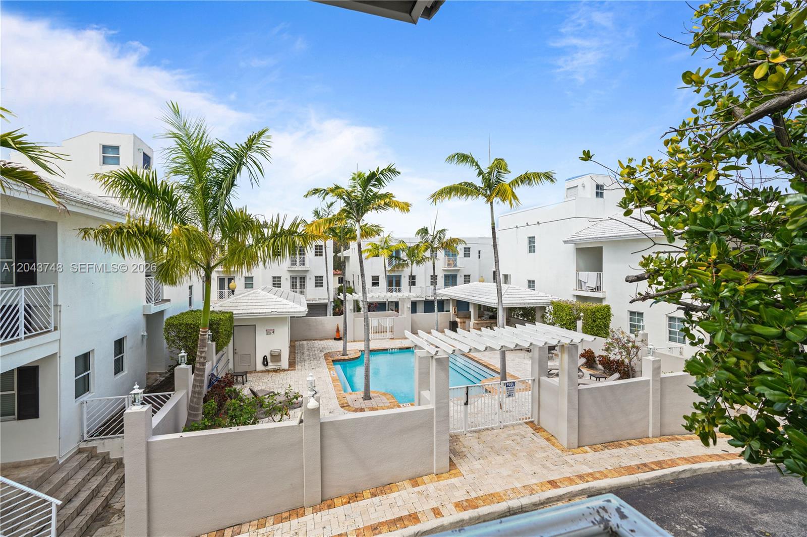 1043 SW 9th Ct # 1 Unit: F-1