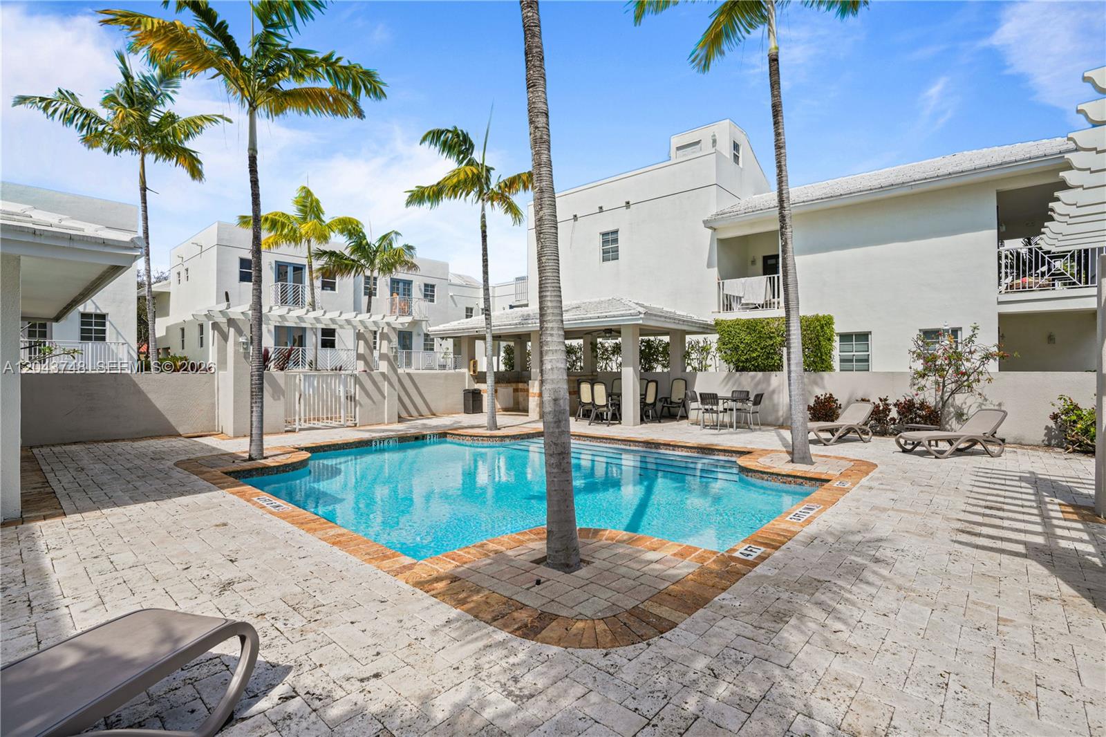1043 SW 9th Ct # 1 Unit: F-1