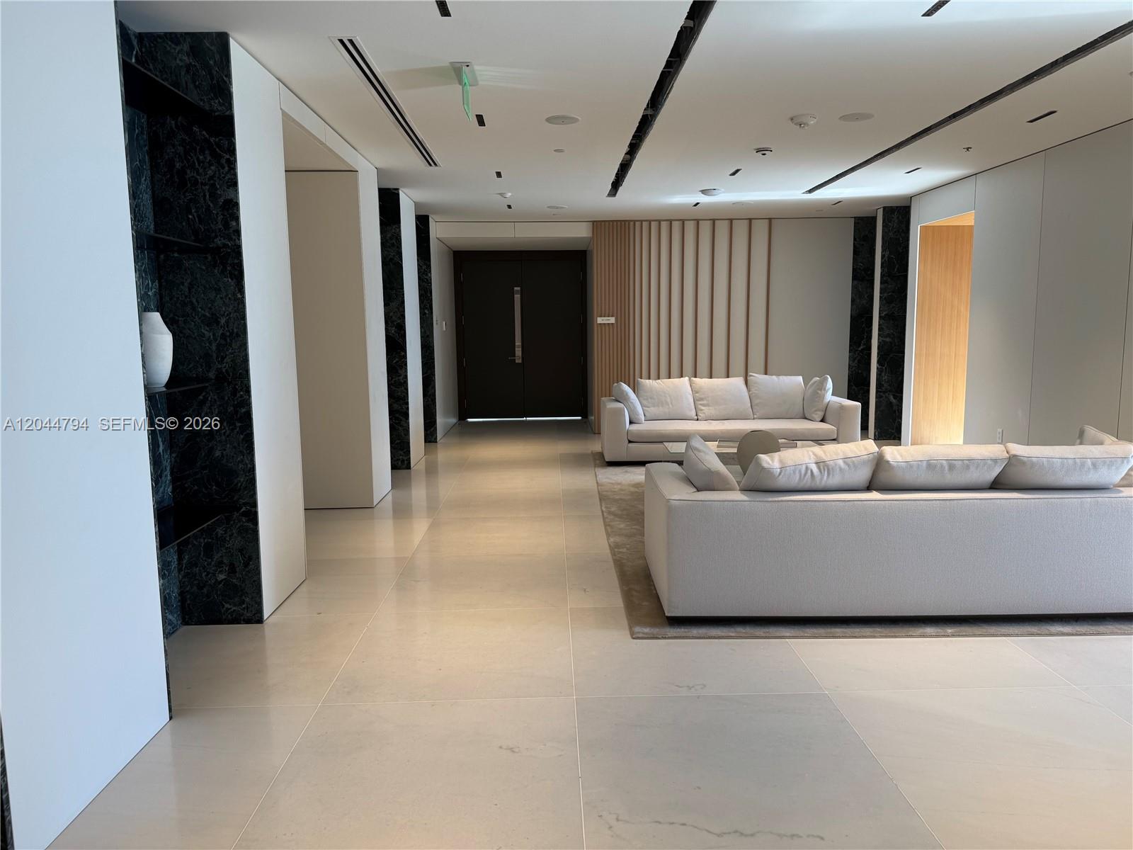 300 Biscayne Blvd Way # 3805W