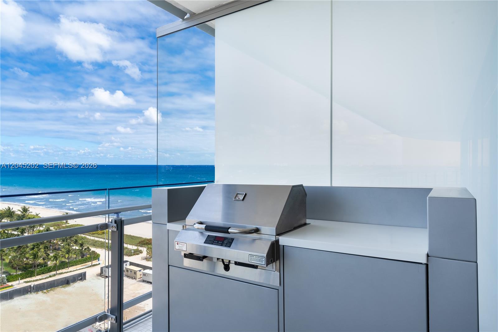 8701 Collins Ave # 1103