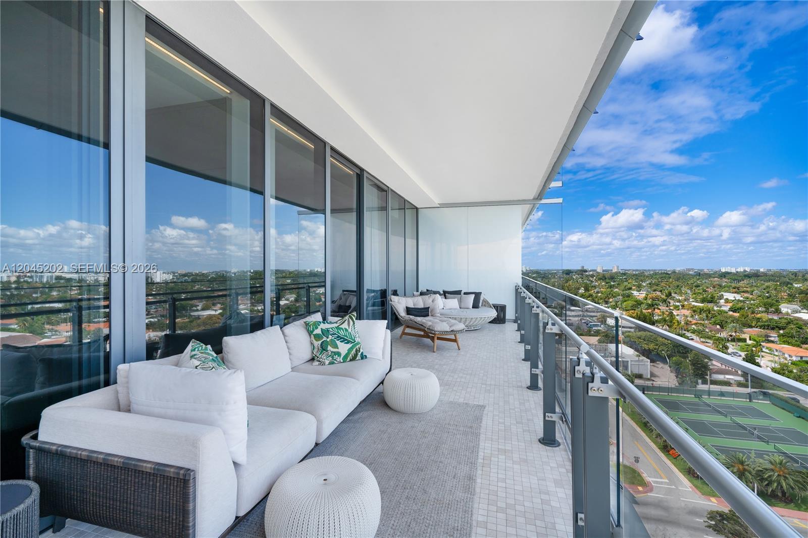 8701 Collins Ave # 1103