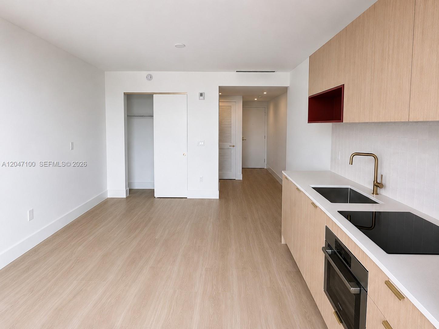 90 NE 32nd St # 1126