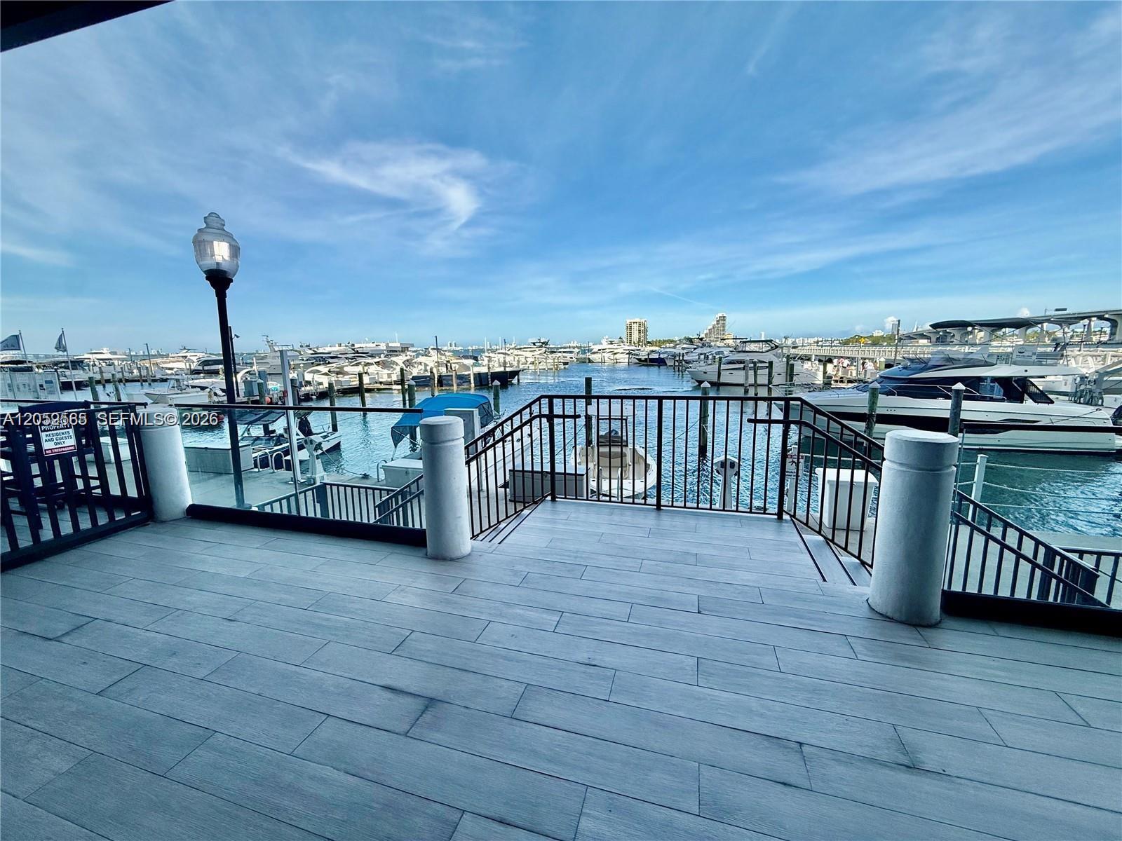 555 NE 15th St # 26G