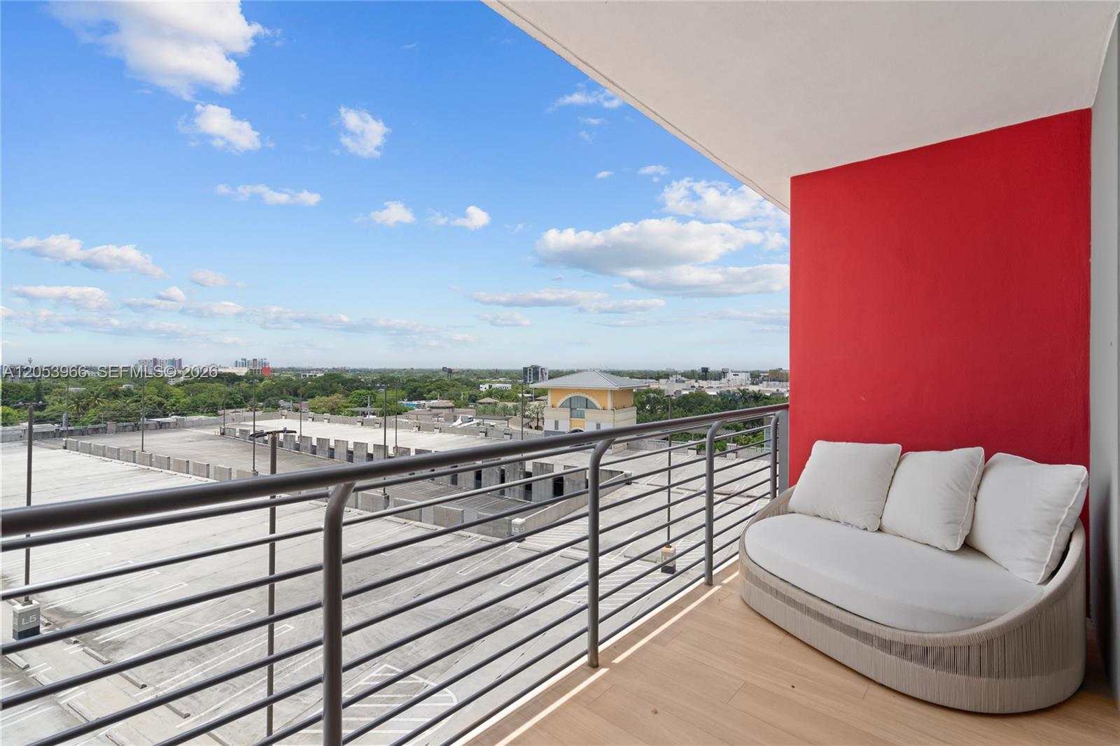 90 NE 32nd St # 825