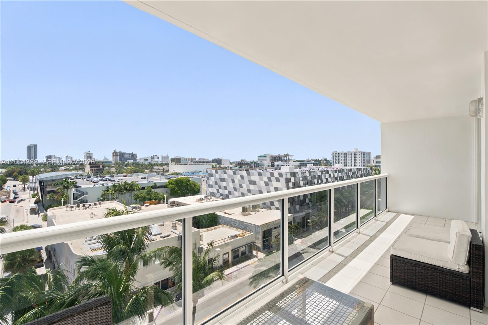 1900 Sunset Harbour Dr # 803
