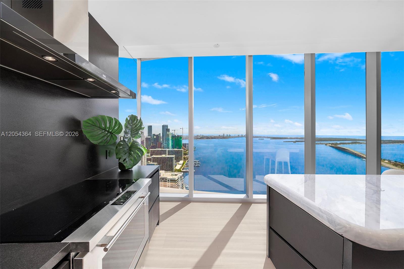 175 SE 25th Rd # 4001 Unit: PH-4001