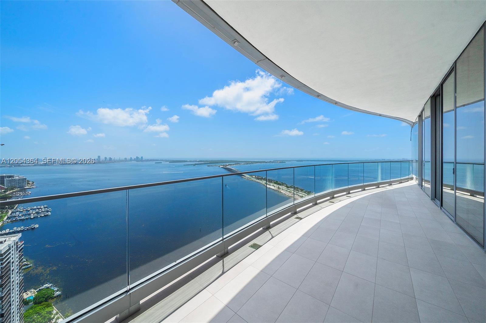 175 SE 25th Rd # 4001 Unit: PH-4001