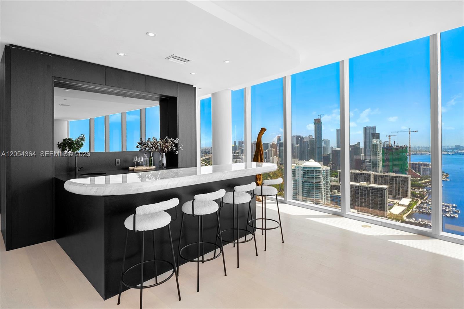 175 SE 25th Rd # 4001 Unit: PH-4001