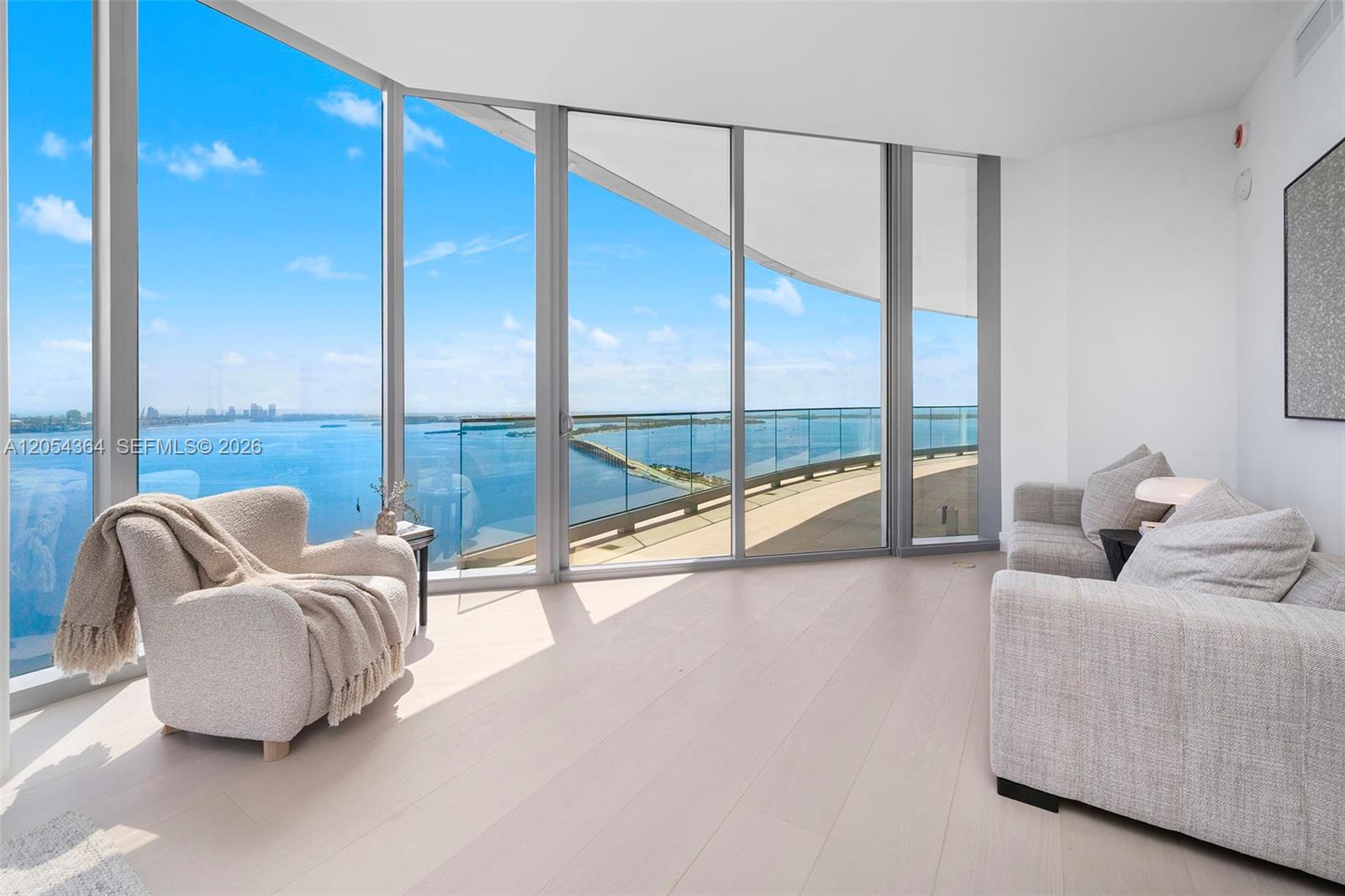 175 SE 25th Rd # 4001 Unit: PH-4001