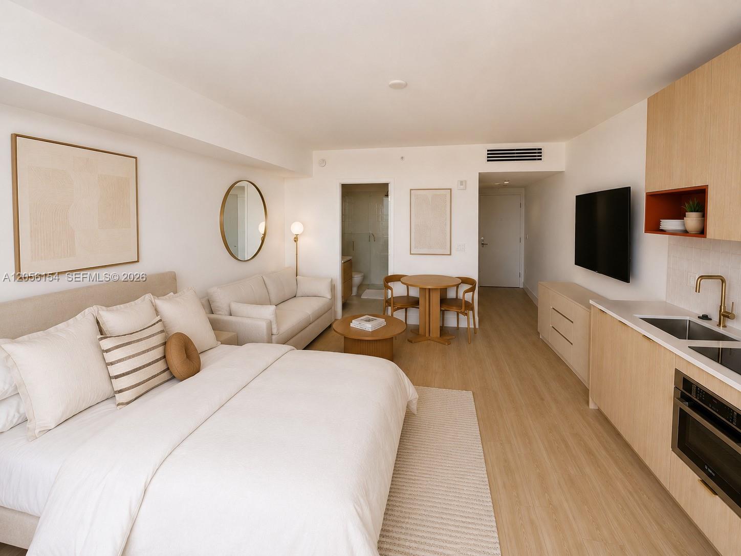 90 NE 32nd St # 816