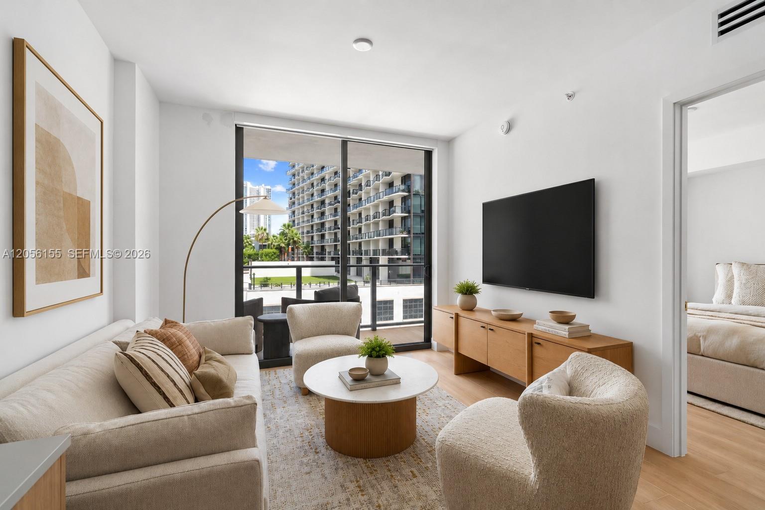 90 NE 32nd St # 806