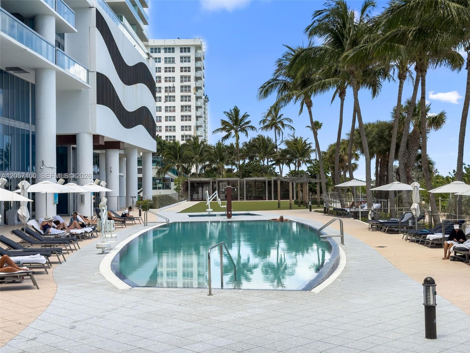 6799 Collins Ave # 1103