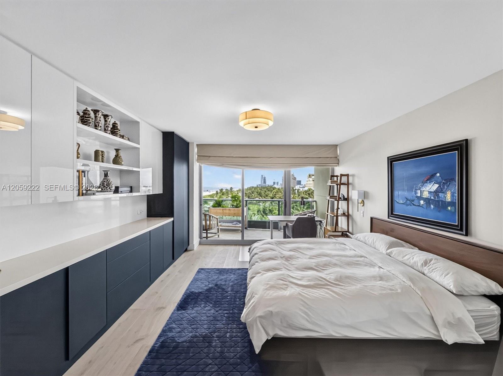 1455 Ocean Dr # 704