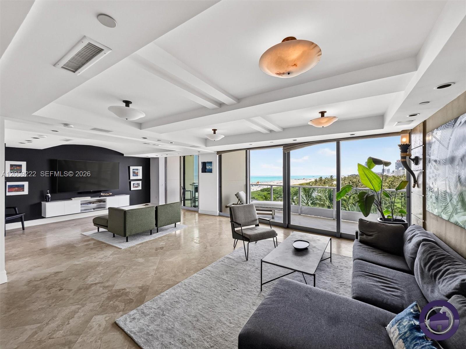 1455 Ocean Dr # 704
