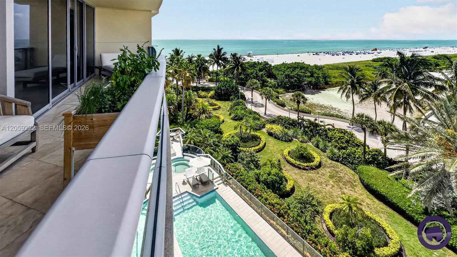1455 Ocean Dr # 704