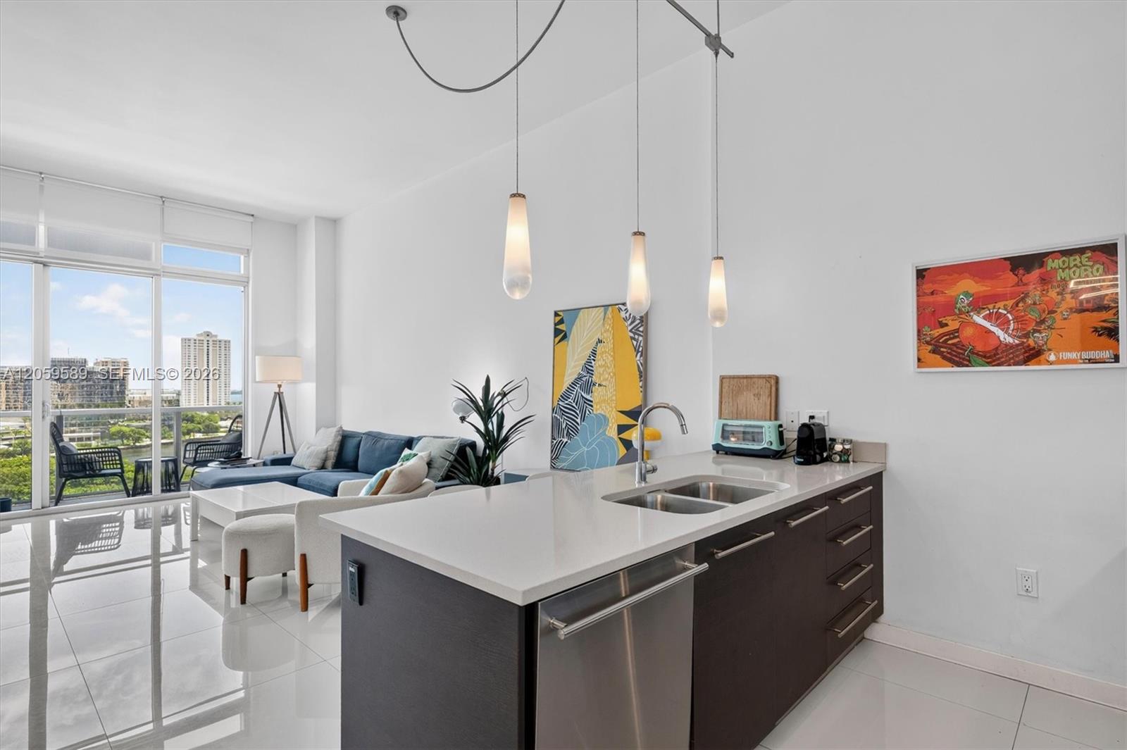 500 Brickell Ave # 1100