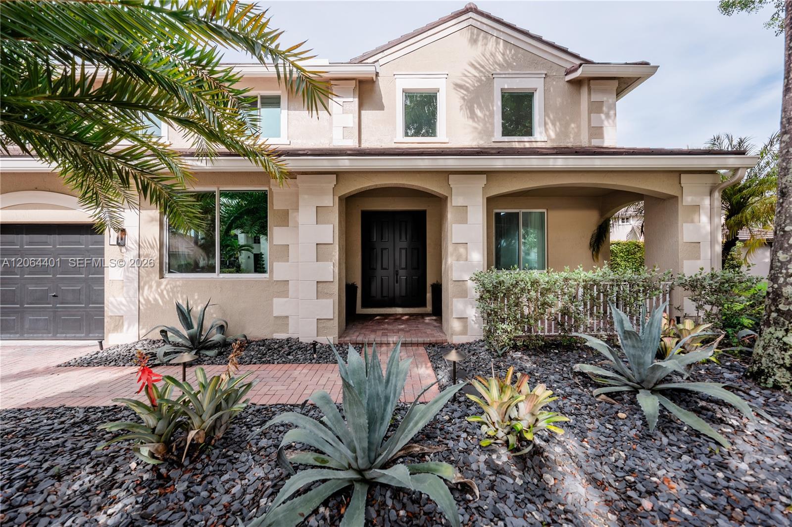 3917 Heron Ridge Ln