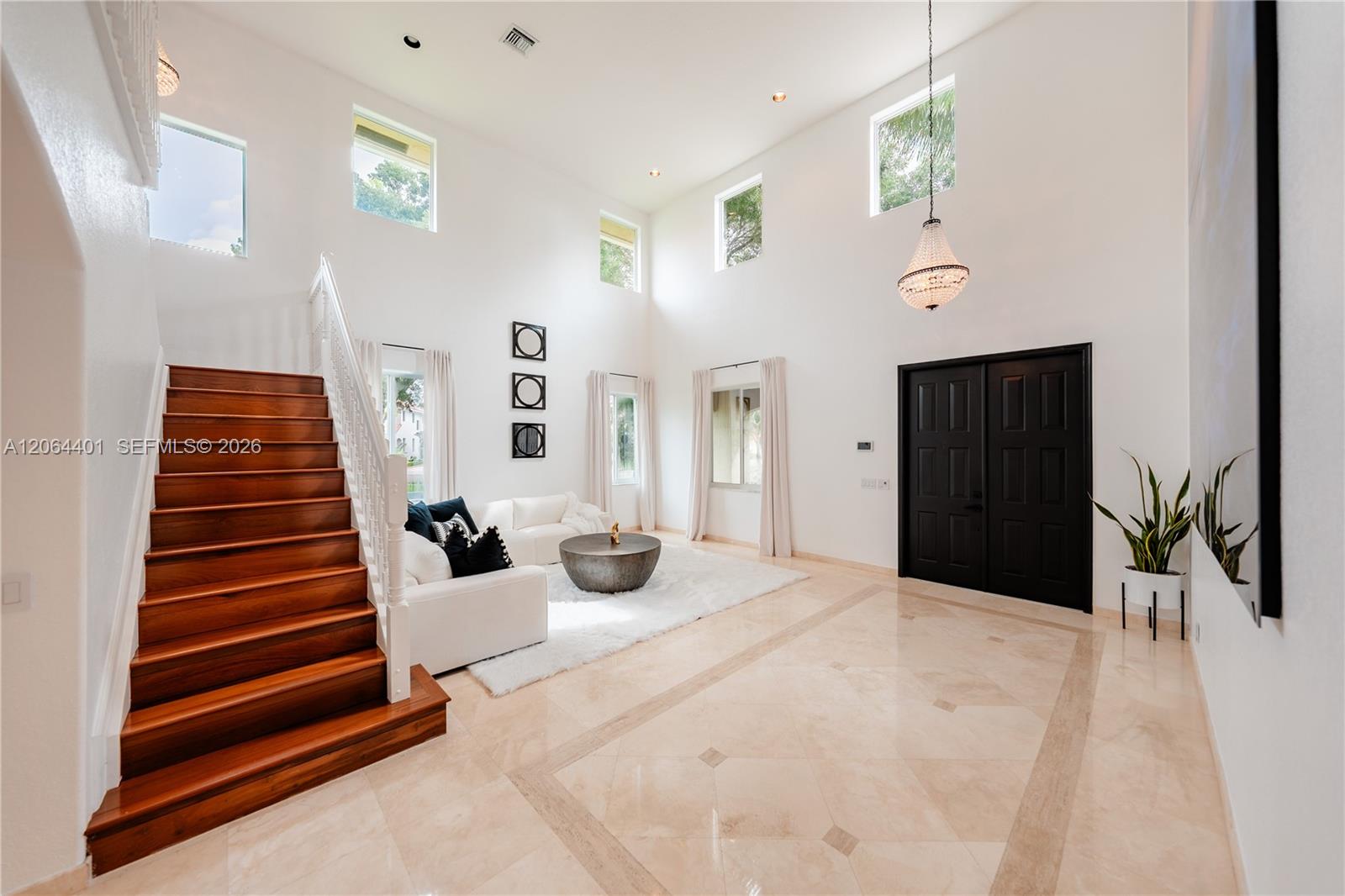 3917 Heron Ridge Ln