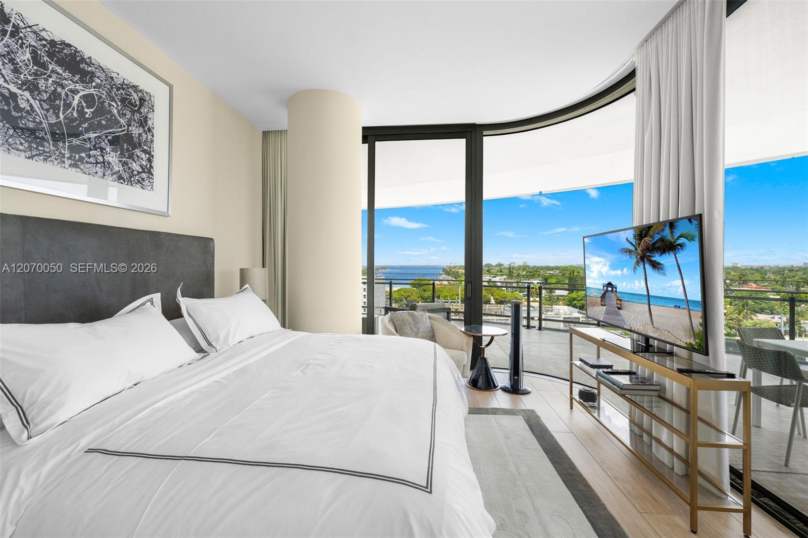 8701 Collins Ave # 705