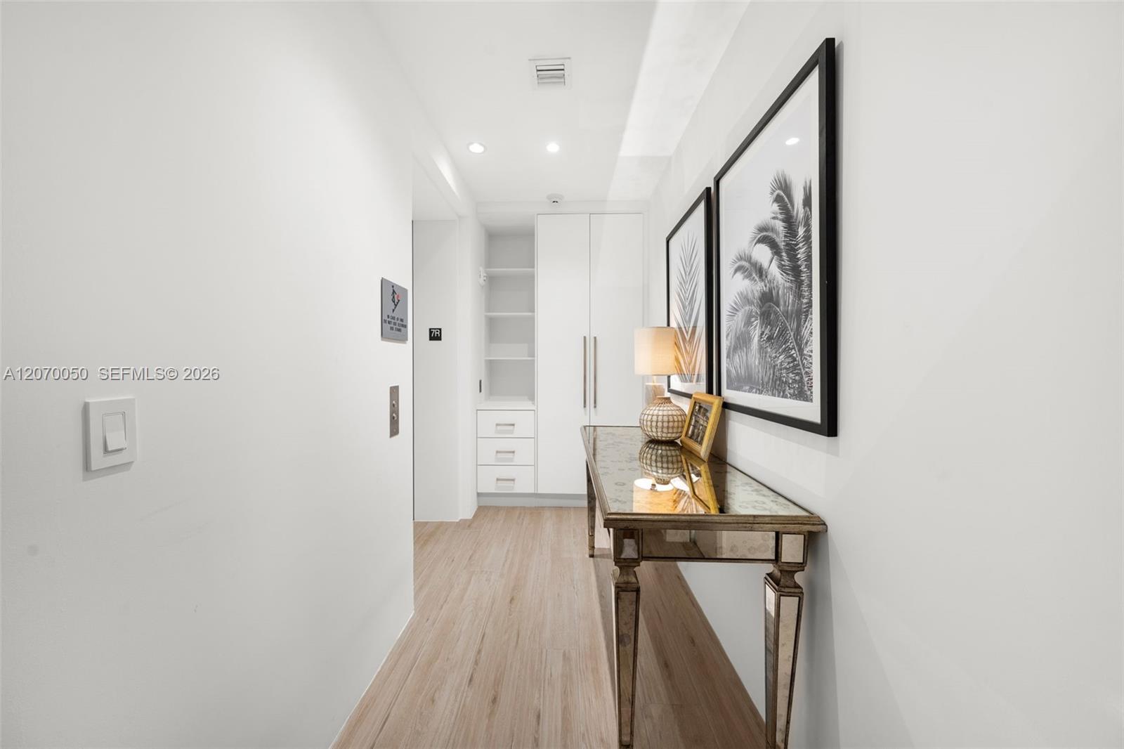 8701 Collins Ave # 705