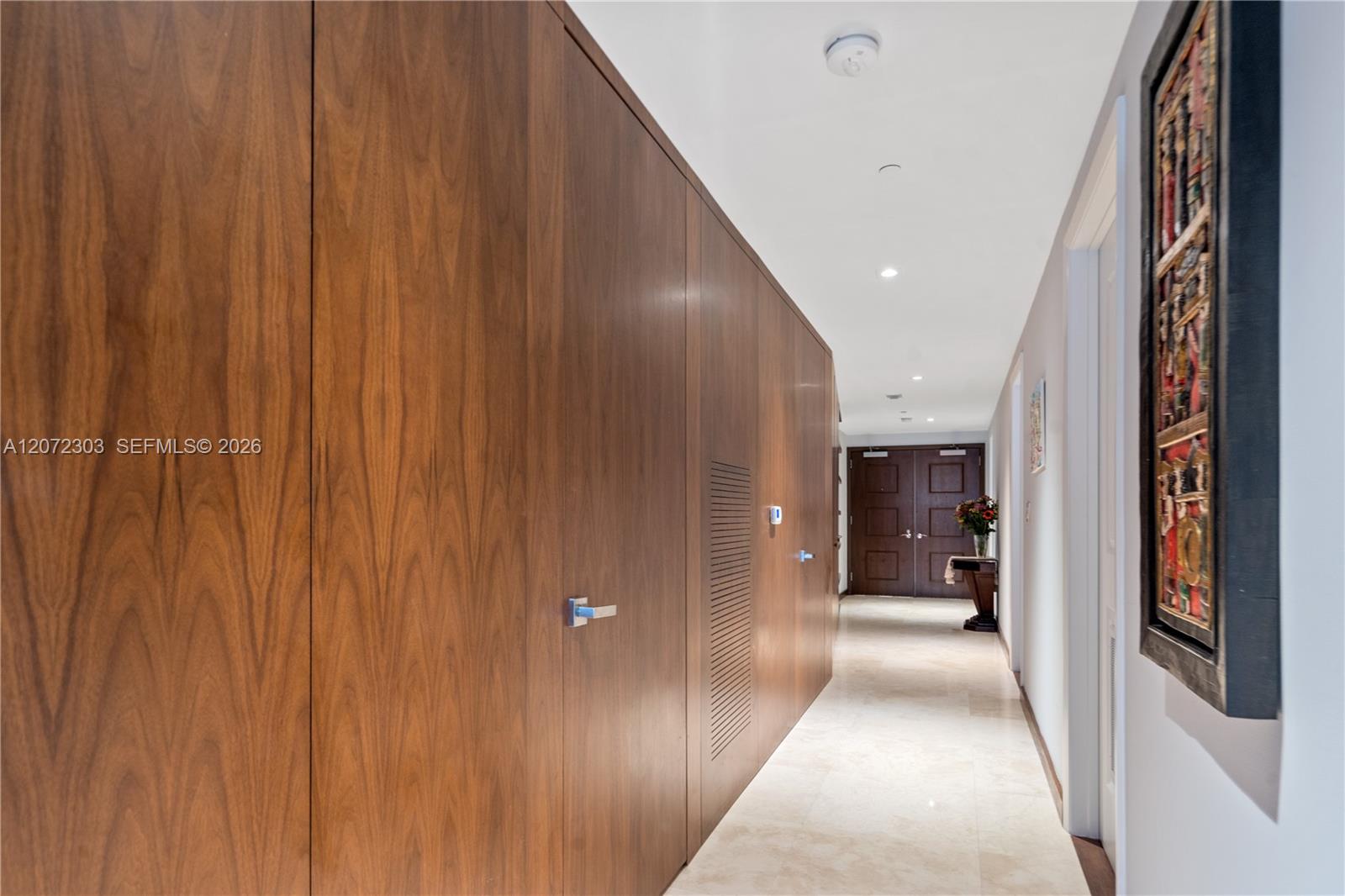 3737 Collins Ave # 701 Unit: S-701