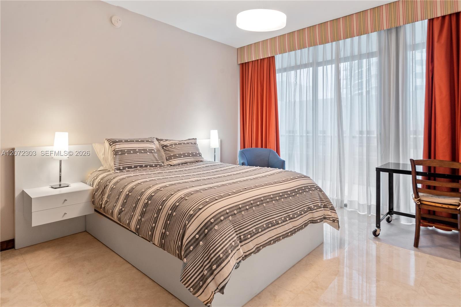 3737 Collins Ave # 701 Unit: S-701