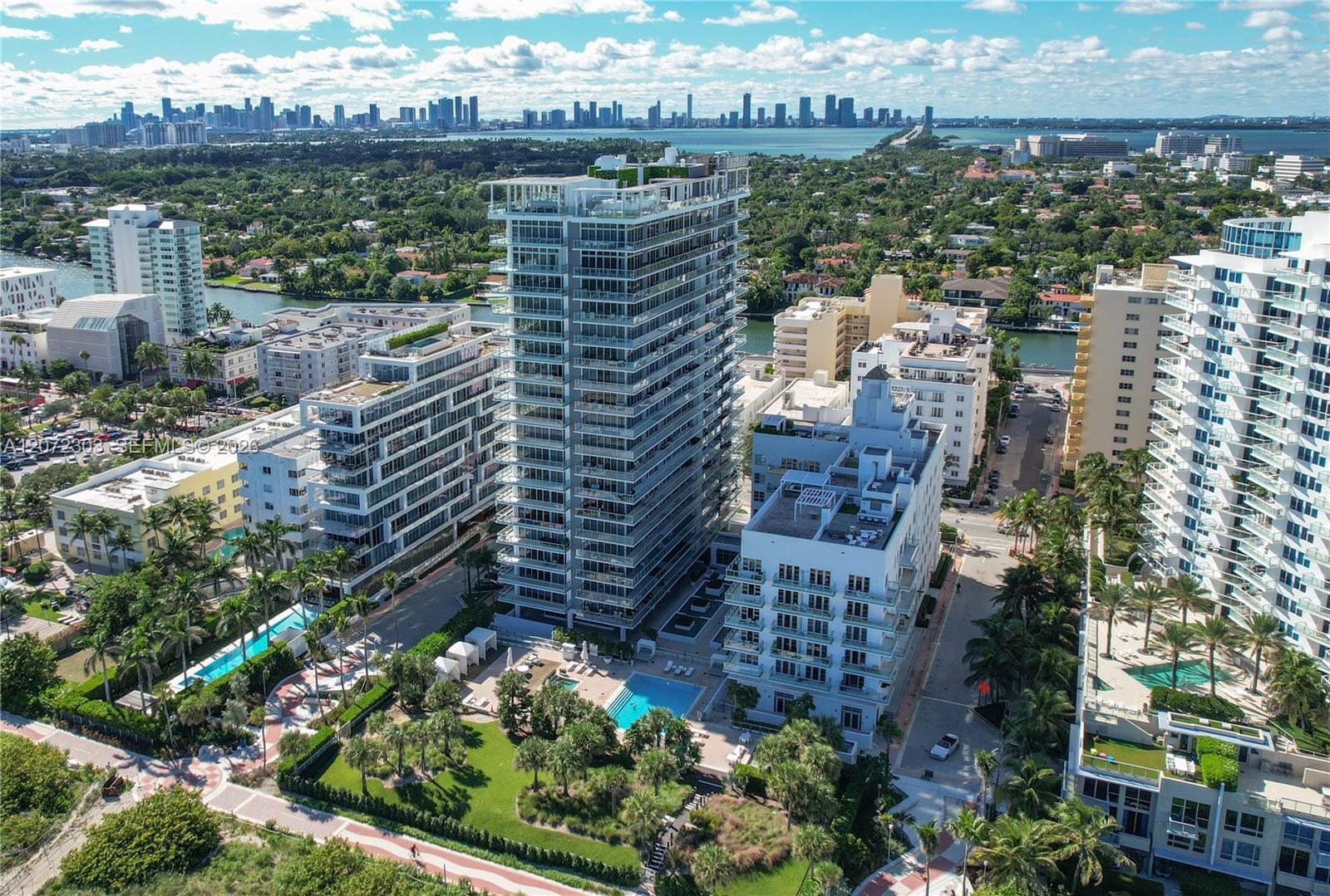 3737 Collins Ave # 701 Unit: S-701