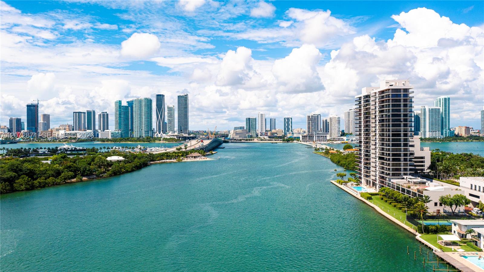 1000 Venetian Way Unit: 301/303