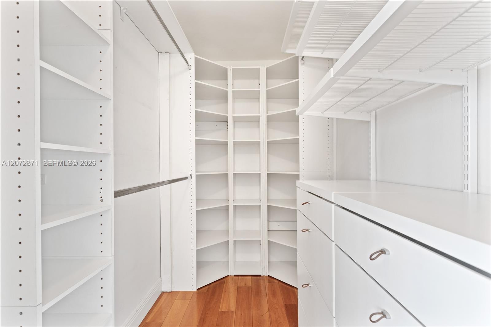 1000 Venetian Way Unit: 301/303