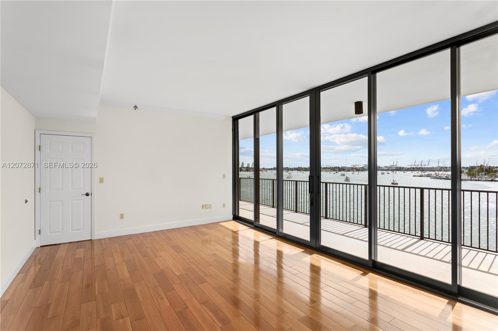 1000 Venetian Way Unit: 301/303