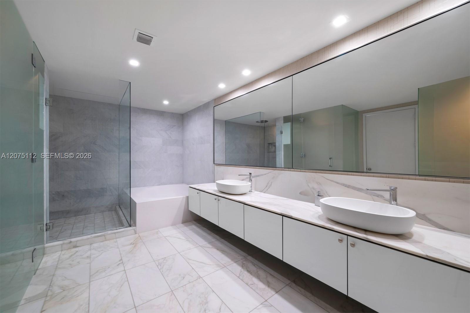 10203 Collins Ave # 801