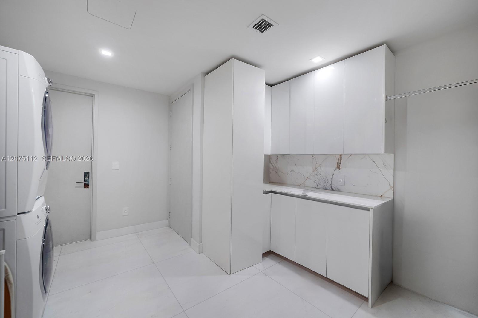 10203 Collins Ave # 801