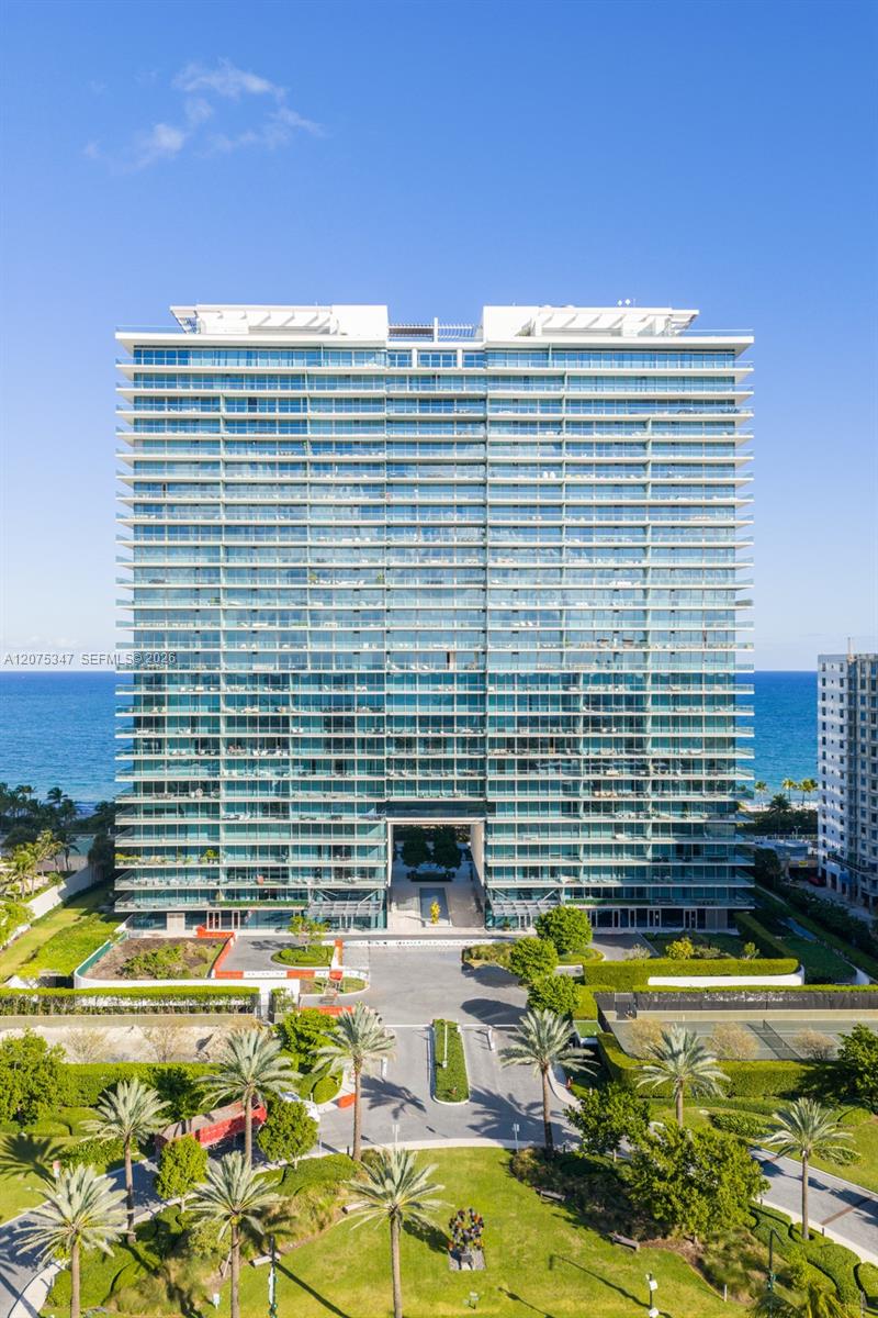 10201 Collins Ave # 907