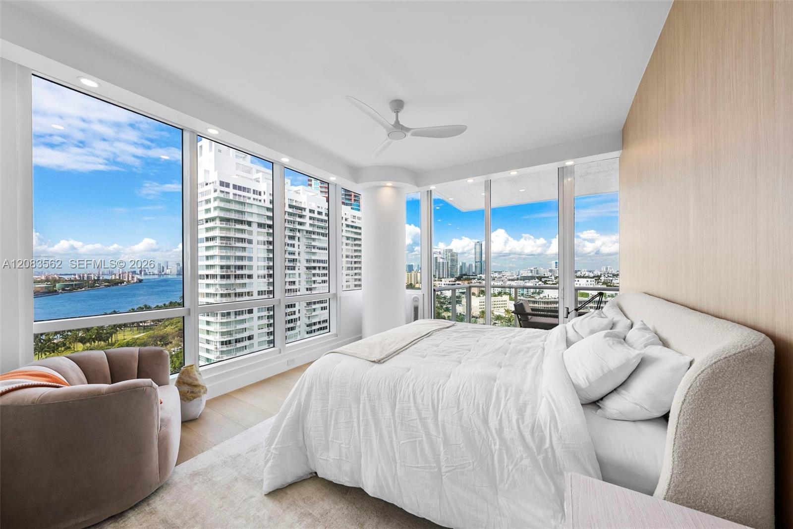 100 S Pointe Dr Unit: 1409/10