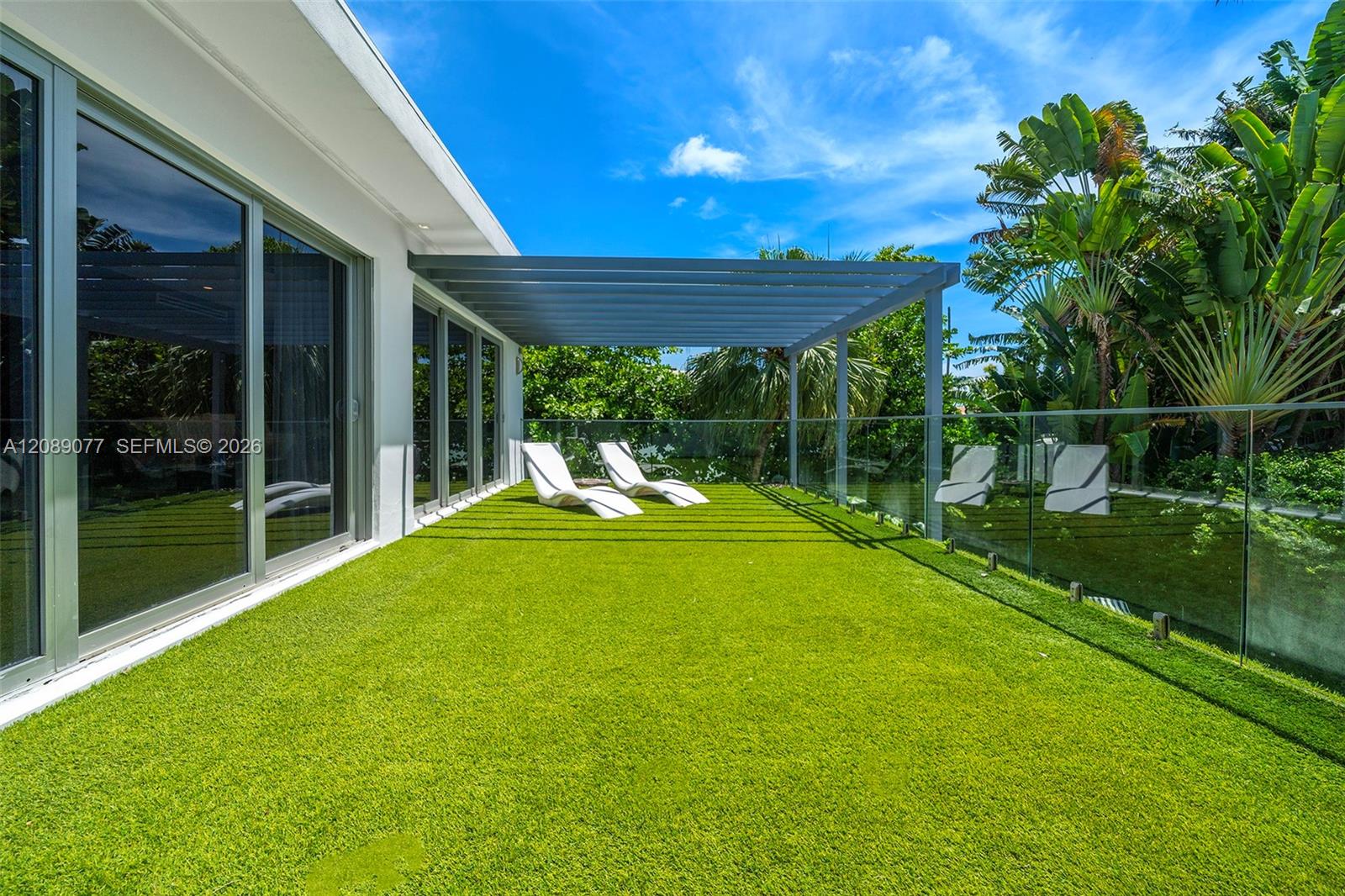 110 Venetian Way