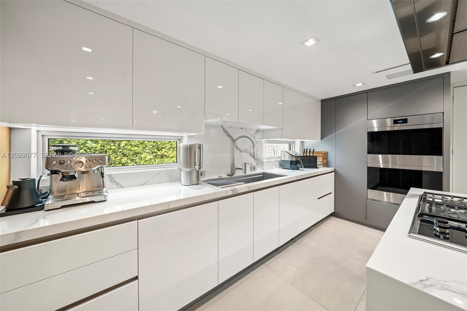 110 Venetian Way