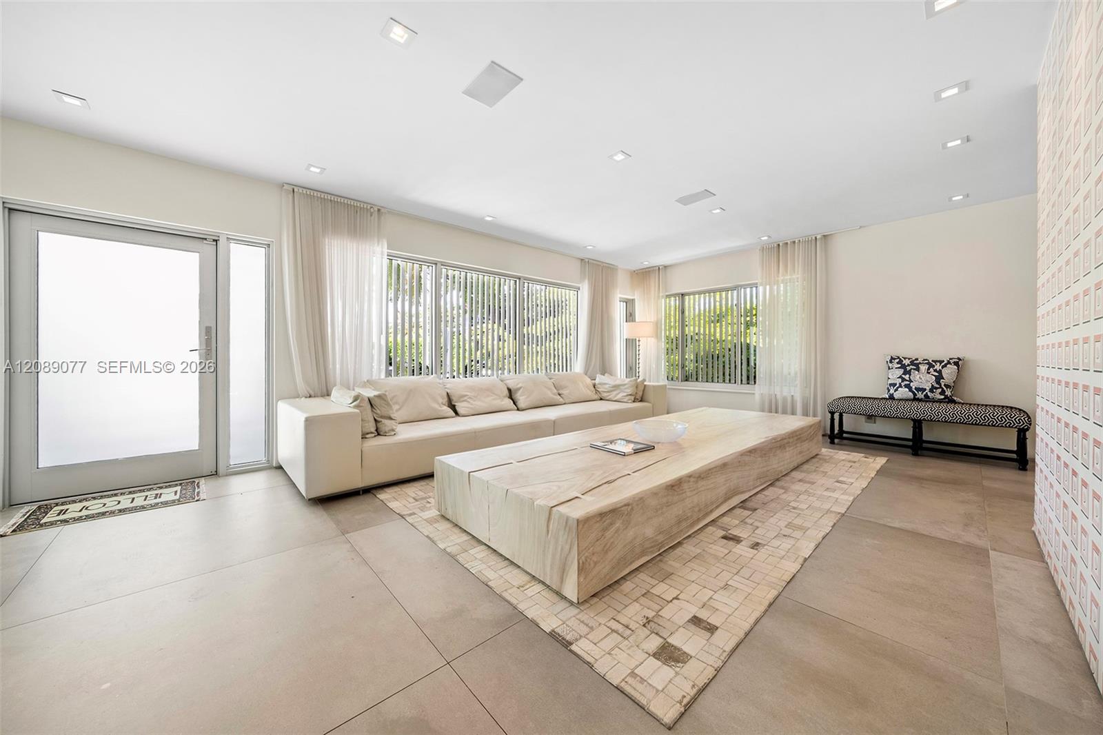 110 Venetian Way